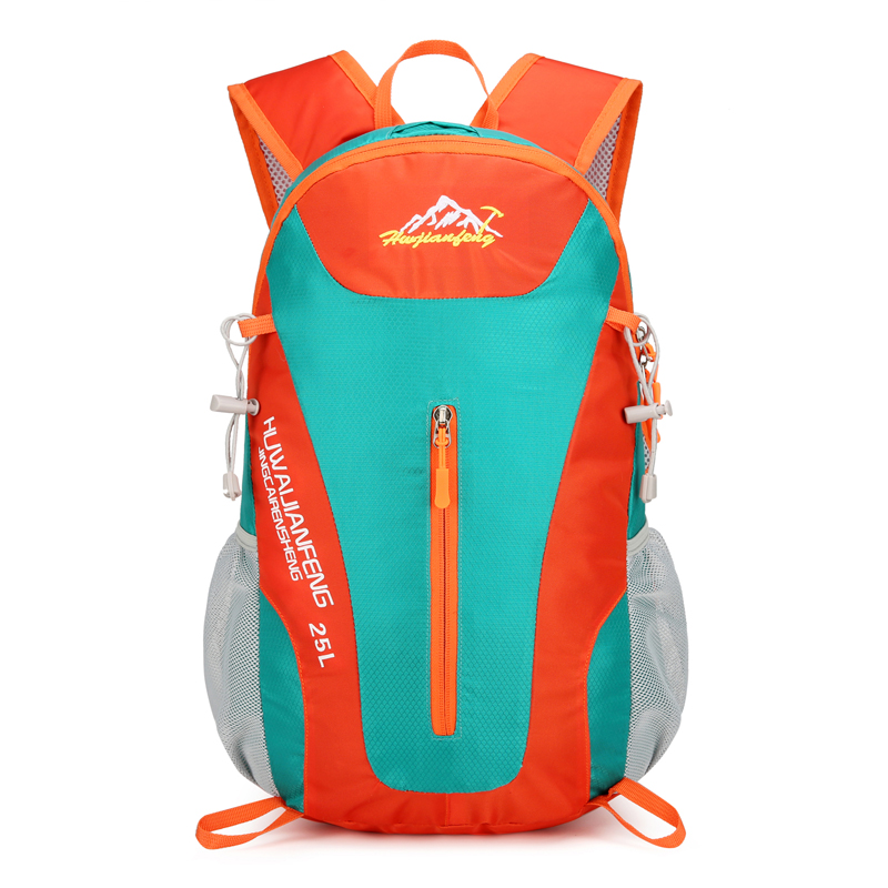 High-capacity hiking and mountaineering backpack